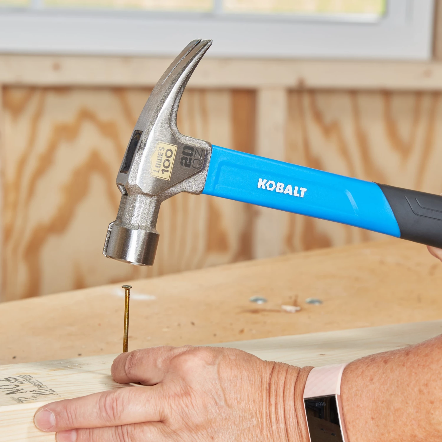 Kobalt Steel Head Hammer Claw Hammer Fiberglas 20-Oz 100-Year Anniversary Smooth Face 4 Kobalt Steel Head Hammer Claw Hammer Fiberglas 20-Oz 100-Year Anniversary Smooth Face - Image 2